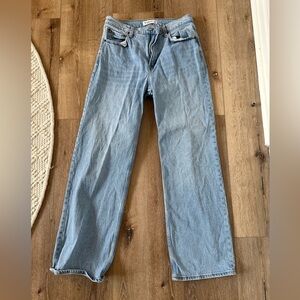 Abercrombie the 90s relaxed high rise Jeans sz 29